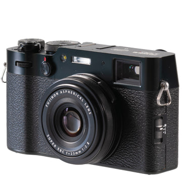 Fujifilm X 100 V schwarz Digitalkamera (T0361)